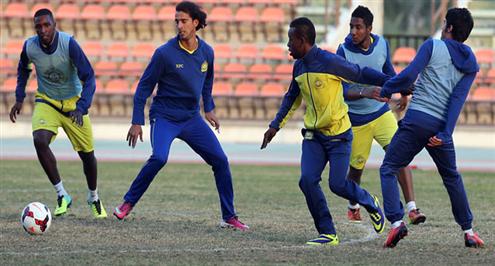 خاص .. ساعات وديون تقصي "العمدة" من كلاسيكو الاهلي والنصر